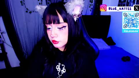 Snapshot of blue_katt chatting on 05/25/26, 06:52 blue katt online show from 05/25/26, 06:52