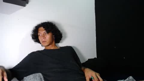 Snapshot of blue_morningstar chatting on 09/26/25, 02:15 bunbury online show from 09/26/25, 02:15