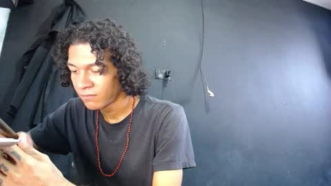 Snapshot of blue_morningstar chatting on 10/21/25, 06:52 bunbury online show from 10/21/25, 06:52