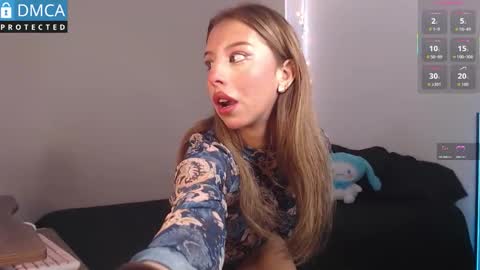 Blue online show from 12/21/25, 04:14