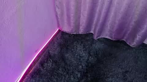 Snapshot of blue_sky18 chatting on 11/29/25, 03:42 hanna online show from 11/29/25, 03:42