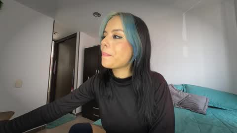 Alice bleu for friends  online show from 01/06/26, 04:43