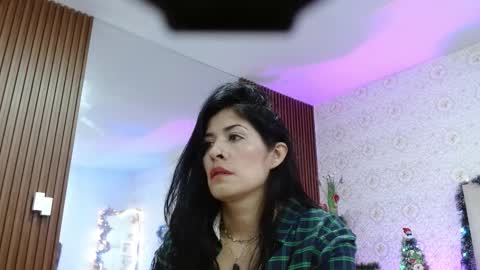 blue_tay1 online show from 11/30/25, 11:47