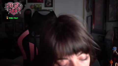 Blue online show from 11/06/25, 01:39