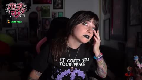 Blue online show from 11/23/25, 01:49