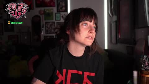 Blue online show from 04/01/26, 12:44