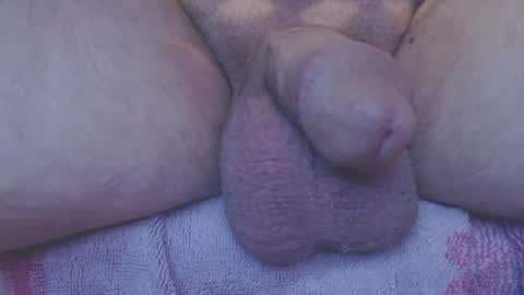 bluebee420 online show from 01/05/25, 10:21