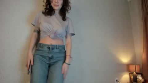 Snapshot of blueberrynight chatting on 01/14/25, 04:50 Elisa online show from 01/14/25, 04:50