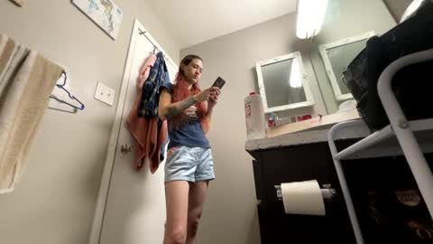 bluebloodednorsewitch online show from 10/09/25, 02:26