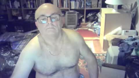 bluebox65 online show from 12/04/25, 06:49