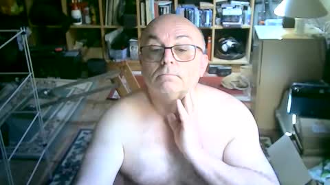 bluebox65 online show from 04/18/26, 10:41