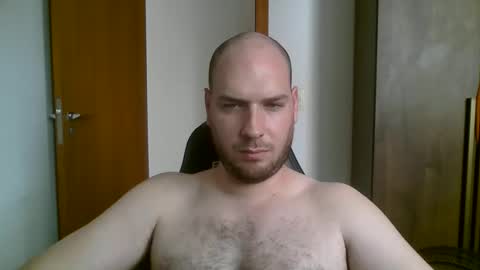 Snapshot of bluec2c chatting on 12/13/24, 04:38 Blue online show from 12/13/24, 04:38