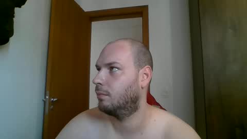 Snapshot of bluec2c chatting on 12/17/24, 01:49 Blue online show from 12/17/24, 01:49