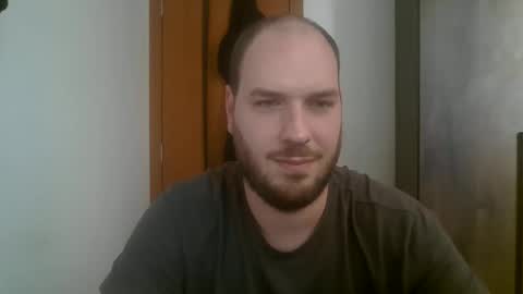 Snapshot of bluec2c chatting on 12/27/24, 05:16 Blue online show from 12/27/24, 05:16