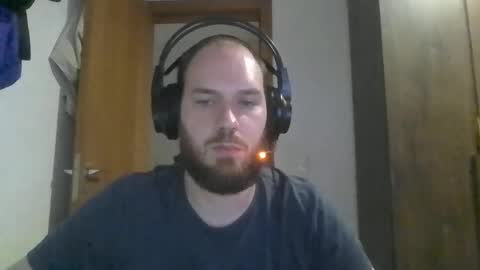 Snapshot of bluec2c chatting on 02/28/25, 10:06 Blue online show from 02/28/25, 10:06