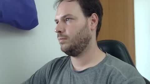 Snapshot of bluec2c chatting on 10/13/25, 06:52 Blue online show from 10/13/25, 06:52