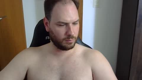 Snapshot of bluec2c chatting on 10/29/25, 06:53 Blue online show from 10/29/25, 06:53