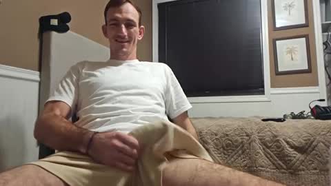 Snapshot of bluecollarfck chatting on 01/07/25, 07:10 Dominick Wyte online show from 01/07/25, 07:10