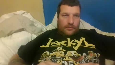 Snapshot of bluedemoneyes1986 chatting on 02/05/25, 03:23 bluedemoneyes1986 online show from 02/05/25, 03:23