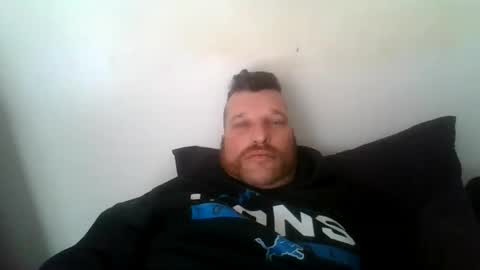 Snapshot of bluedemoneyes1986 chatting on 02/19/25, 08:10 bluedemoneyes1986 online show from 02/19/25, 08:10