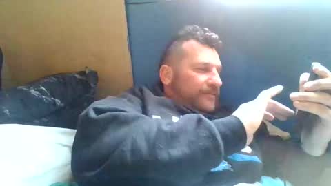 Snapshot of bluedemoneyes1986 chatting on 02/24/25, 08:47 bluedemoneyes1986 online show from 02/24/25, 08:47