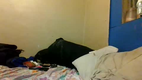 Snapshot of bluedemoneyes1986 chatting on 03/08/25, 01:50 bluedemoneyes1986 online show from 03/08/25, 01:50