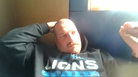 Snapshot of bluedemoneyes1986 chatting on 03/12/25, 04:24 bluedemoneyes1986 online show from 03/12/25, 04:24