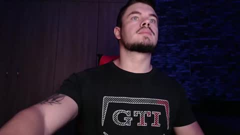 blueeyeboy0 online show from 02/17/25, 06:09