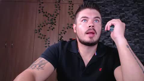 blueeyeboy0 online show from 02/14/26, 07:05