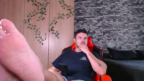 blueeyeboy0 online show from 02/25/26, 07:51