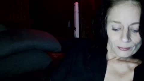 Snapshot of blueeyedlie chatting on 02/14/26, 06:10 Blueeyedlie online show from 02/14/26, 06:10