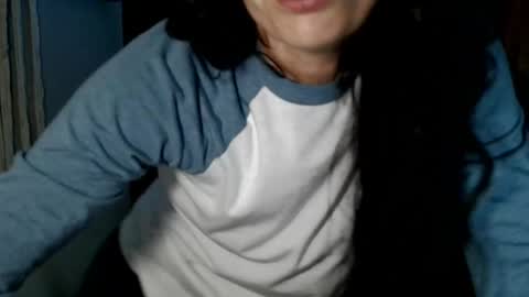 Snapshot of blueeyedlie chatting on 04/10/26, 06:23 Blueeyedlie online show from 04/10/26, 06:23