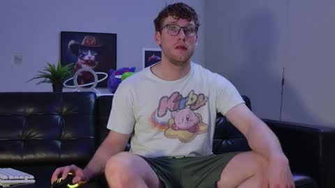 Snapshot of blueeyedtallguy chatting on 10/21/25, 02:34 blueeyedtallguy online show from 10/21/25, 02:34