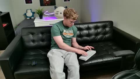 blueeyedtallguy online show from 01/18/26, 09:07