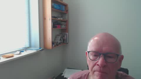 blueeyesn8 online show from 03/10/25, 08:15