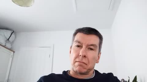 blueeyesteele online show from 12/02/25, 02:34