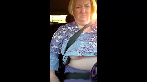 BlueEyezDiamond online show from 02/17/26, 10:49