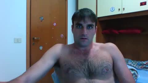 bluejoee online show from 10/05/25, 01:20