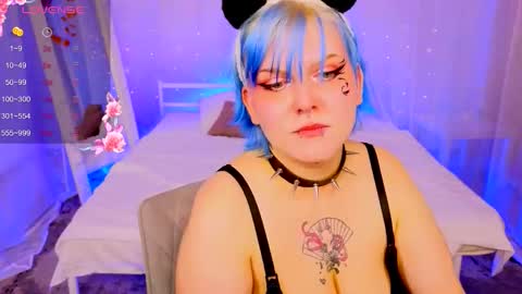 Hi my name is Lunaray online show from 09/25/25, 02:04