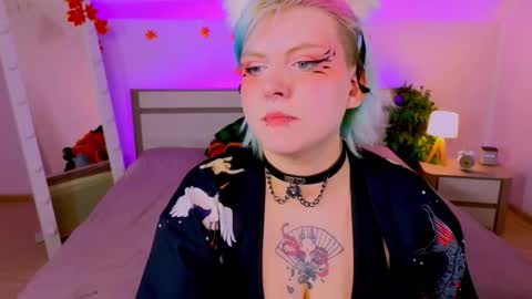 Hi my name is Lunaray online show from 10/10/25, 09:52