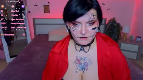 Hi my name is Lunaray online show from 10/16/25, 11:11