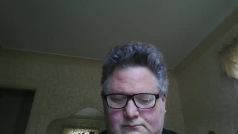 Snapshot of bluemoose70 chatting on 03/27/26, 03:23 bluemoose70 online show from 03/27/26, 03:23
