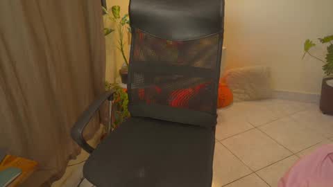 FLORAA online show from 09/30/25, 03:06