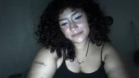 Snapshot of bluevelvett__ chatting on 02/14/26, 06:10 blue online show from 02/14/26, 06:10