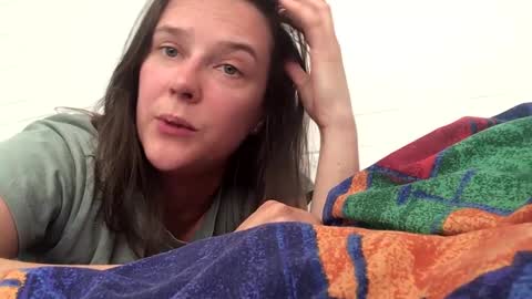 Stacey online show from 11/12/25, 05:08