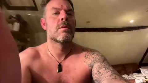 Blueyloey online show from 10/07/25, 01:25