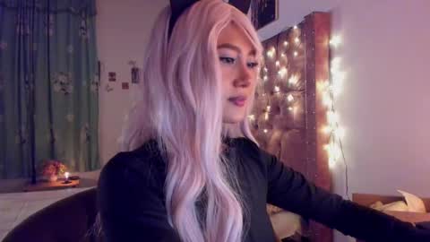 Snapshot of blumasweet chatting on 02/14/25, 09:03 Bluma Sweet online show from 02/14/25, 09:03