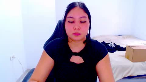  Hey guysI am BrendaWelcome my room online show from 10/10/25, 10:20