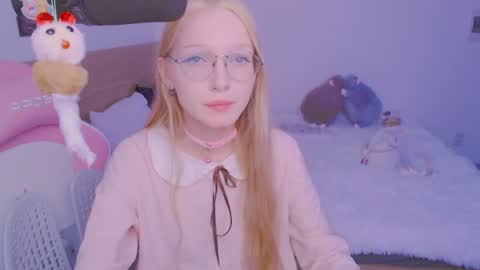 Snapshot of blush_alert chatting on 07/06/26, 03:58 Diana online show from 07/06/26, 03:58