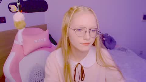 Snapshot of blush_alert chatting on 07/07/26, 12:09 Diana online show from 07/07/26, 12:09